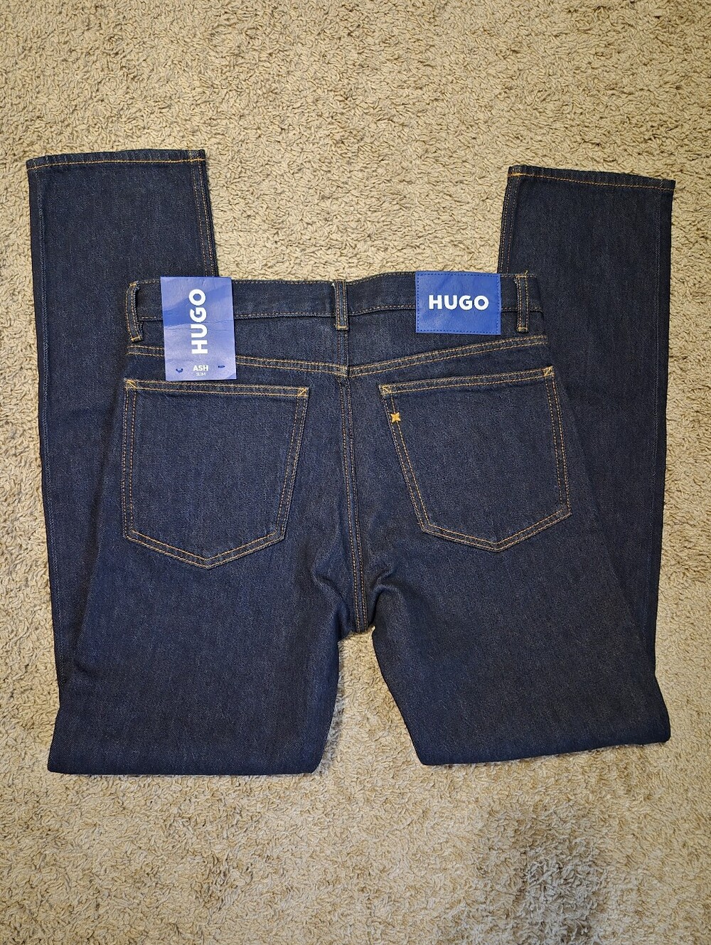 HUGO BOSS ASH SLIM Men's Straight Jeans in Dark Indigo